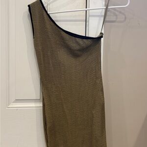 Indah One-Shoulder GreenDress